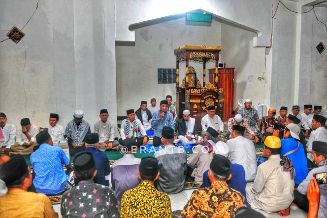 
 Bupati dan Wakil Bupati Bima Gelar Safari Ramadhan Perdana di Lambu, Warga Menyambut dengan Meriah dan Gembira