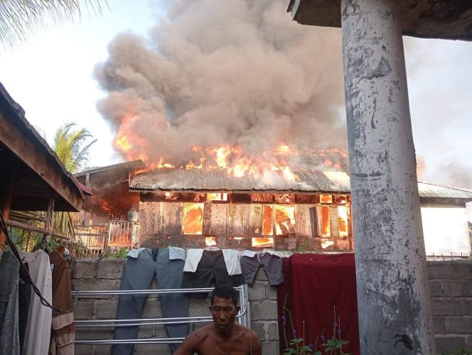 
 Empat Rumah Ludes Terbakar di Desa Talabiu, Diduga Akibat Kebocoran Gas