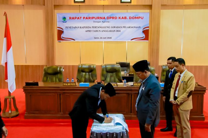 
 Penetapan Raperda Pertanggungjawaban APBD 2024, Ini yang Disampaikan Wabup Dompu