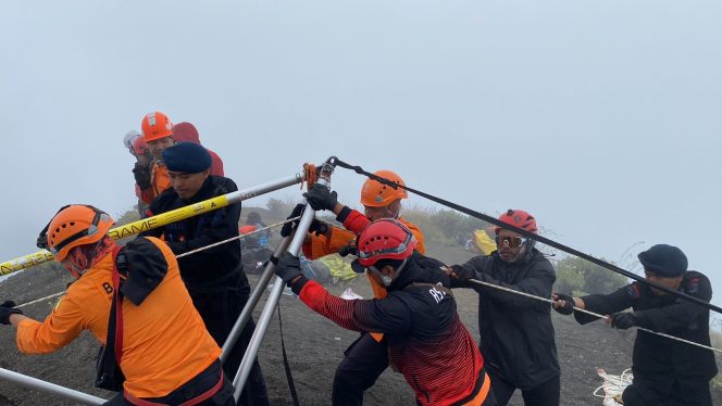 
 Evakuasi Dramatis Pendaki Asal Brazil di Rinjani, Polda NTB: Sinergi Jadi Kunci