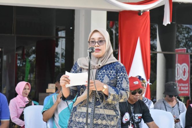 
 Bunda PAUD Sumbawa Ajak Anak Tanamkan Cinta Tanah Air Lewat Karnaval Budaya