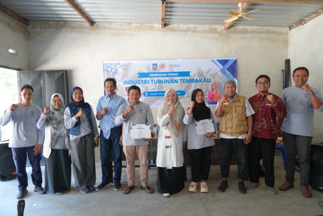
 Disperin NTB Tutup Bimtek Industri Turunan Tembakau di Lombok Timur