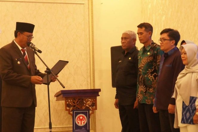 
 Bupati Kukuhkan Pengurus Dekranasda 2025–2030, Dorong Kebangkitan Tenun Sumbawa