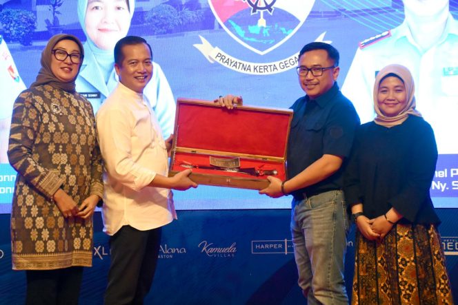 
 Gubernur NTB Iqbal Lepas Kolonel Sonny dan Sambut Kolonel Suryo: Lombok Akan Selalu Dirindukan