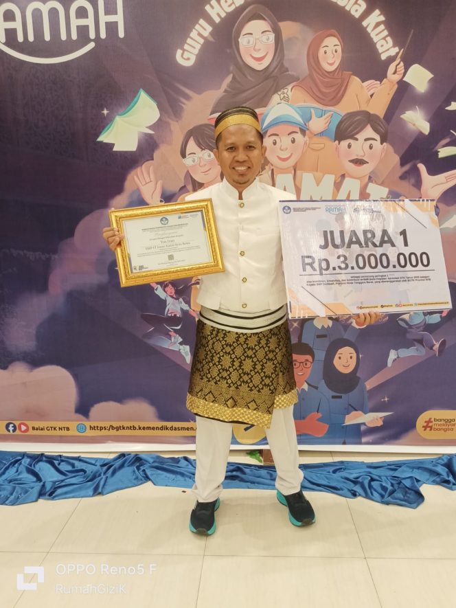 
 Kepala SMPIT Insan Kamil Kota Bima Raih Peringkat 1 Kepala SMP Dedikatif Provinsi NTB 2025