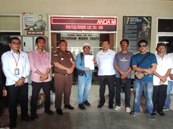 
 Aliansi Masyarakat Menggugat Soro Barat Desak Kejari Dompu Percepat Penanganan Dugaan Korupsi Dana Desa