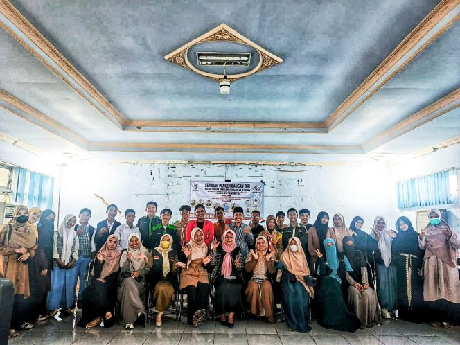 
 Harlah Ke-12, FITUA Dompu Gelar Seminar Pengembangan Diri untuk Pemuda dan Pelajar