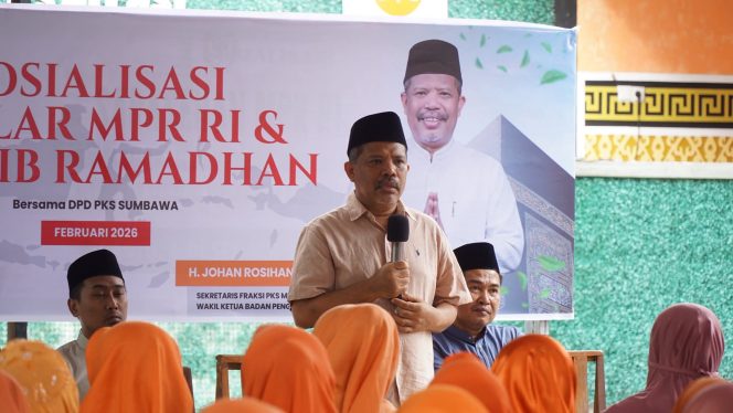 
 Sosialisasi Empat Pilar MPR RI dan Tarhib Ramadhan, Johan Rosihan Silaturahmi dengan Masyarakat Sumbawa