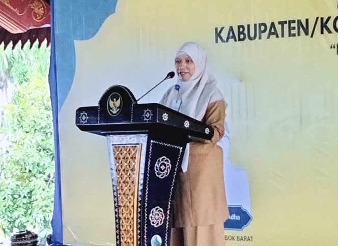 
 Wabup UNA Ajak Jamaah Jaga Niat, Kesehatan, dan Kebersamaan pada Manasik Haji Terintegrasi Lobar