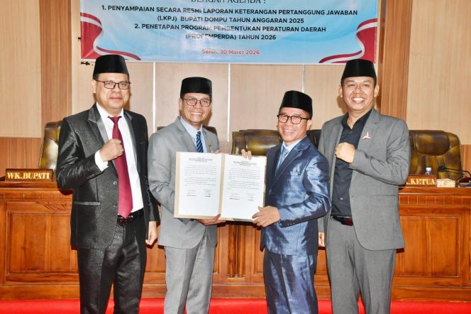 
 Sidang Paripurna Dompu Jadi Sorotan, Ini Isi LKPJ 2025 yang Diungkap Bupati!
