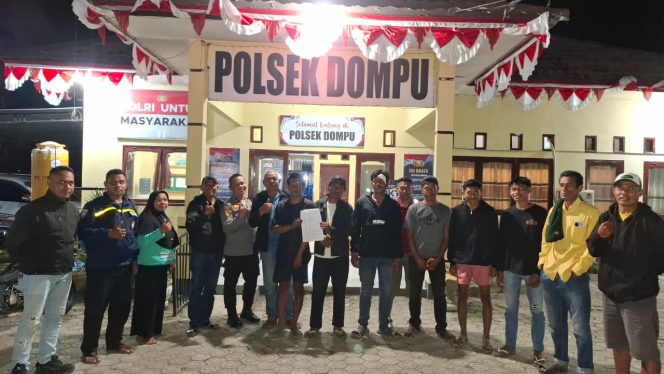 
 Keributan di Desa Mbawi Berhasil Diredam, Polsek Dompu Fasilitasi Perdamaian Dua Dusun