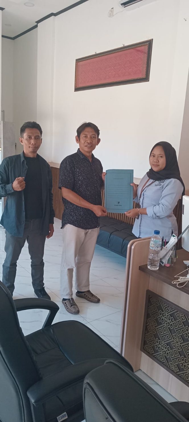 
 Proyek Jalan Senayan–Lamusung Rp28 Miliar Dilaporkan ke Polres KSB, FPT Soroti Tata Ruang dan Anggaran